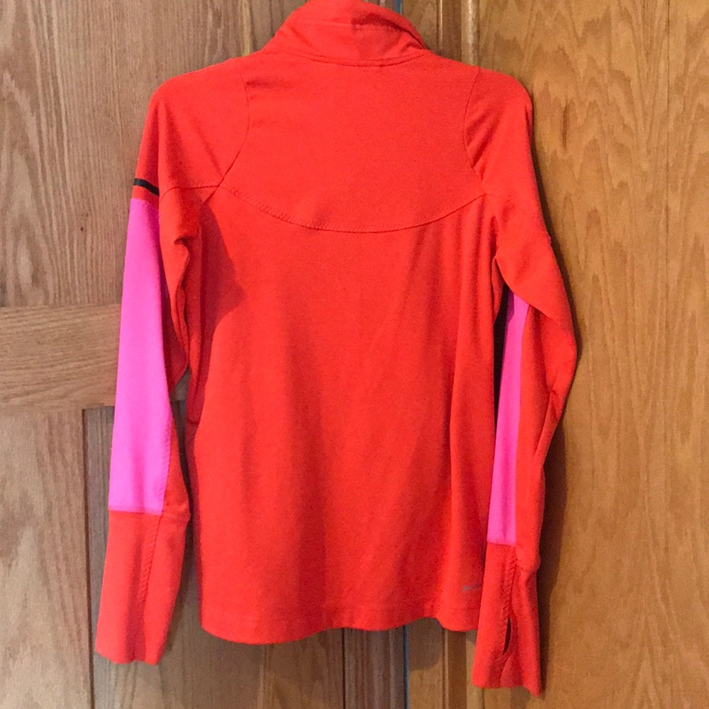 Sports pullover - Picture 2 of 2